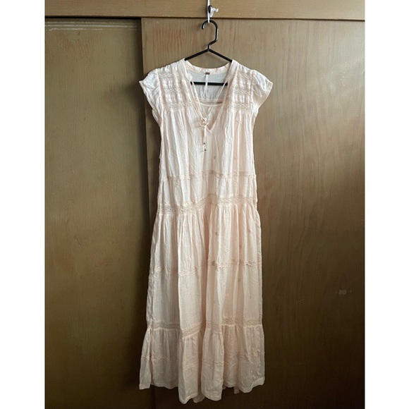 Free People Dresses & Skirts - Free People Maxi Dress